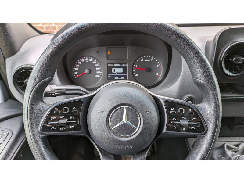 Mercedes-Benz Sprinter 316 2.2 CDI L2H2- airco - 1e eign.- trekh. - 316 2.2 CDI L2H2- airco - 1e eign.- trekh.