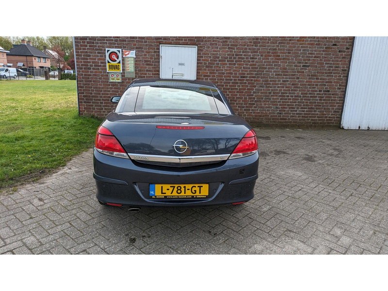 Opel Astra TwinTop 1.8 Cosmo - airco - automaat - TwinTop 1.8 Cosmo - airco - automaat