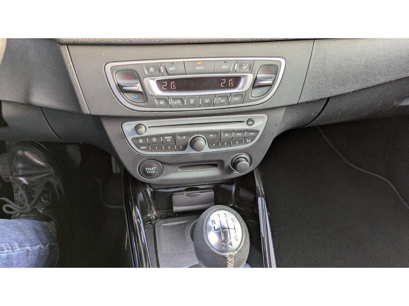 Renault Mégane Estate 1.4 TCe Bose - Navi - 1e eign. - Estate 1.4 TCe Bose - Navi - 1e eign.