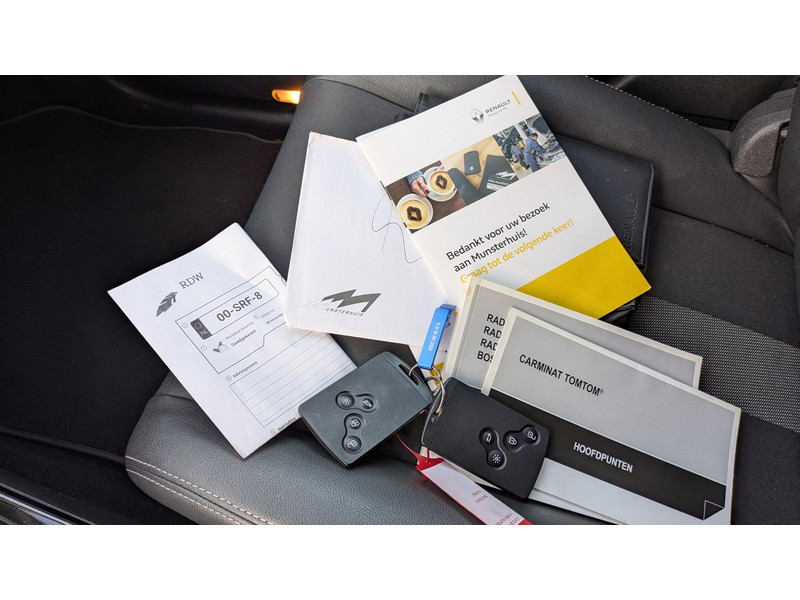 Renault Mégane Estate 1.4 TCe Bose - Navi - 1e eign. - Estate 1.4 TCe Bose - Navi - 1e eign.