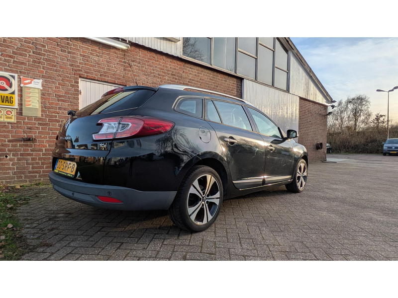 Renault Mégane Estate 1.4 TCe Bose - Navi - 1e eign. - Estate 1.4 TCe Bose - Navi - 1e eign.