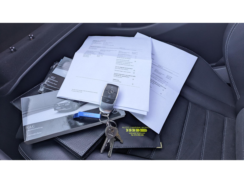 Mercedes-Benz GLC-klasse 300e 4MATIC Premium Plus - AMG - trekhaak - 300e 4MATIC Premium Plus - AMG - trekhaak