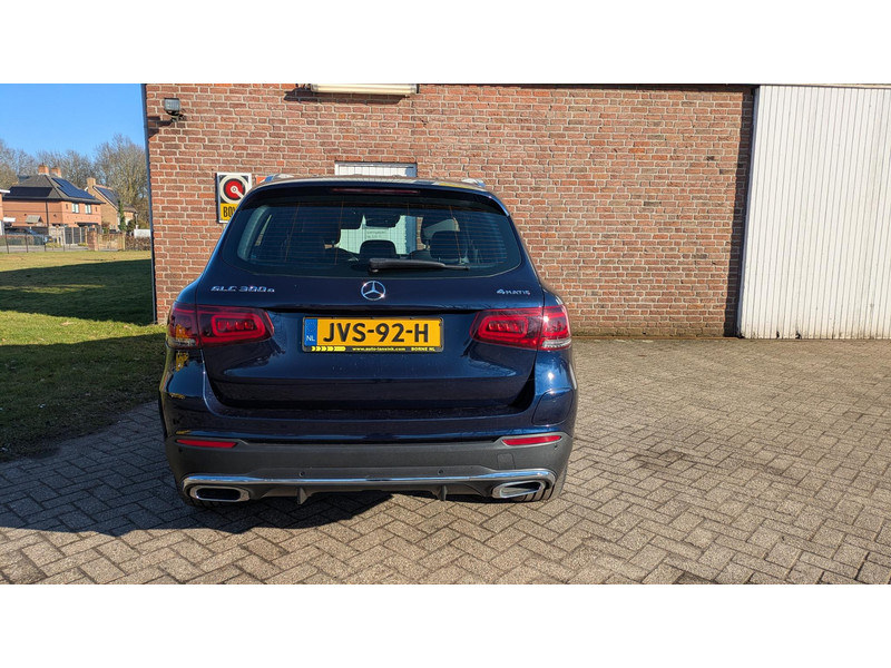 Mercedes-Benz GLC-klasse 300e 4MATIC Premium Plus - AMG - trekhaak - 300e 4MATIC Premium Plus - AMG - trekhaak
