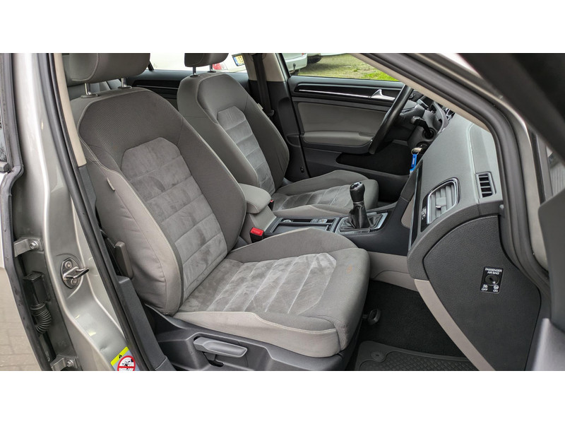 Volkswagen Golf 1.2 TSI Highline - airco - MFL - Navi - 1.2 TSI Highline - airco - MFL - Navi