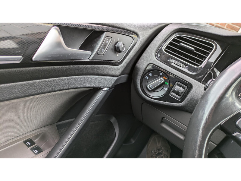 Volkswagen Golf 1.2 TSI Highline - airco - MFL - Navi - 1.2 TSI Highline - airco - MFL - Navi