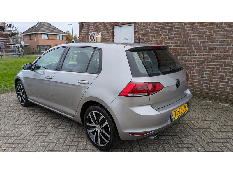 Volkswagen Golf 1.2 TSI Highline - airco - MFL - Navi - 1.2 TSI Highline - airco - MFL - Navi