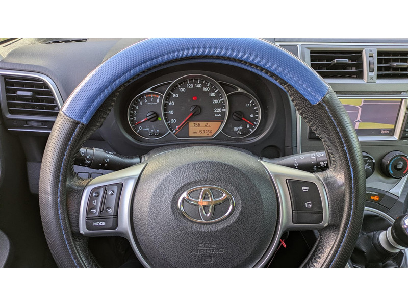 Toyota Verso-S 1.3 VVT-i Aspiration- navi - camera - 1.3 VVT-i Aspiration- navi - camera