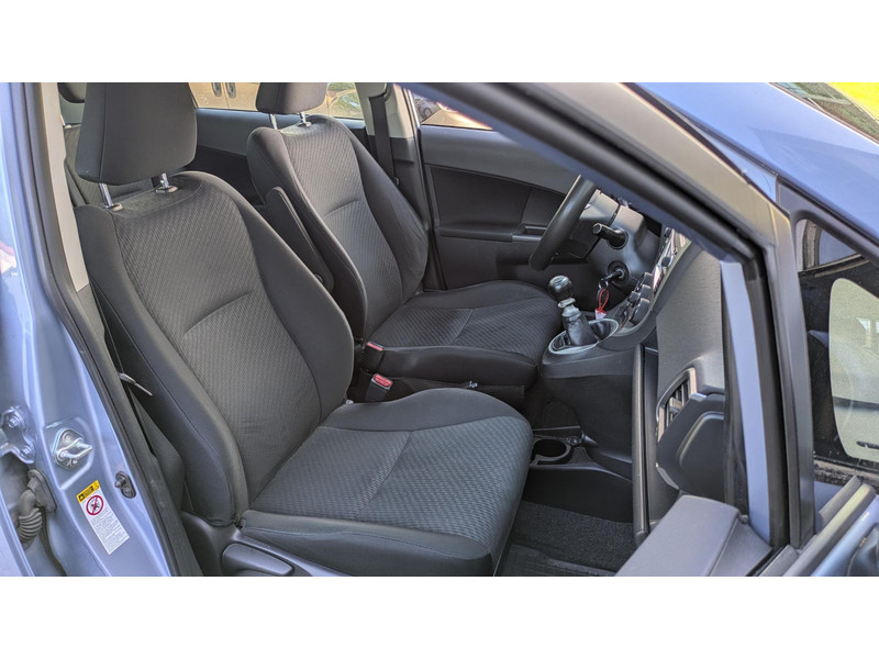 Toyota Verso-S 1.3 VVT-i Aspiration- navi - camera - 1.3 VVT-i Aspiration- navi - camera