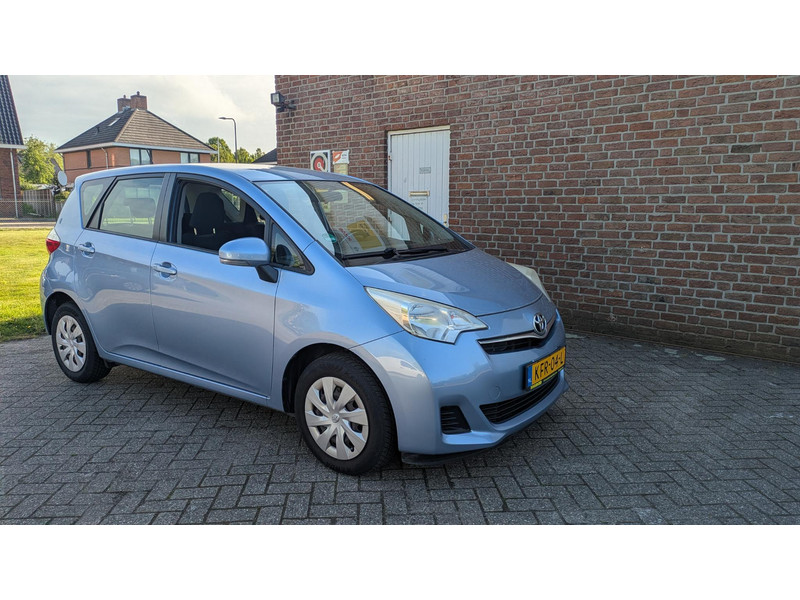 Toyota Verso-S 1.3 VVT-i Aspiration- navi - camera - 1.3 VVT-i Aspiration- navi - camera