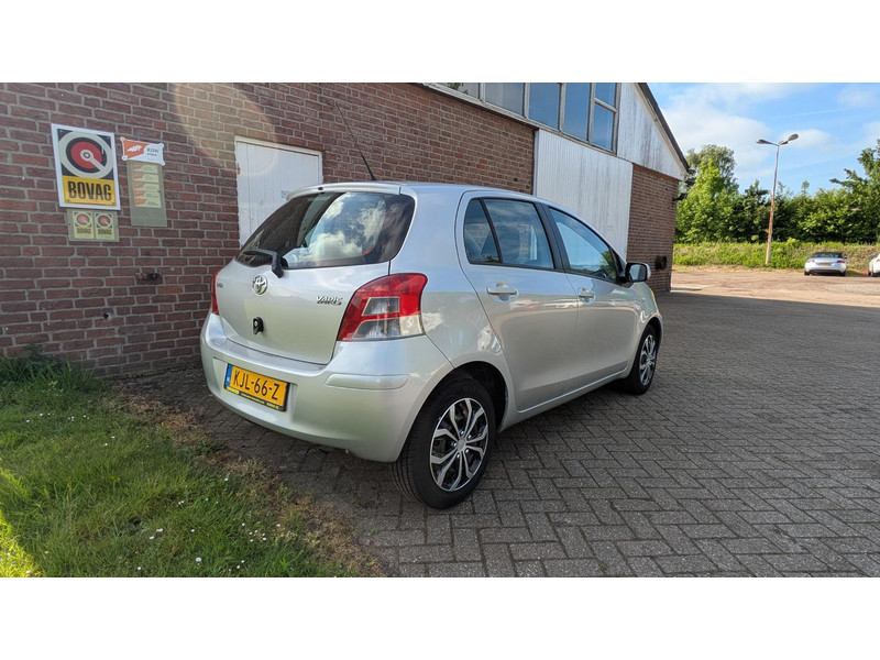 Toyota Yaris 1.0 VVTi Cool - 1e eign. , onderhoud aanw. - 1.0 VVTi Cool - 1e eign. , onderhoud aanw.