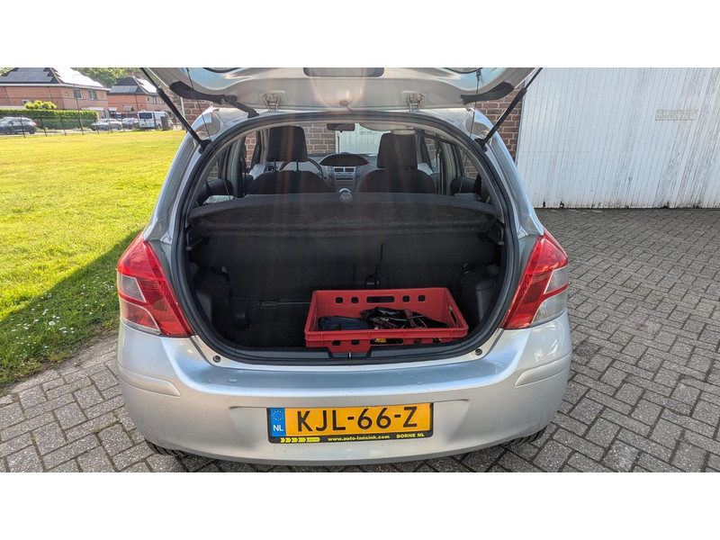Toyota Yaris 1.0 VVTi Cool - 1e eign. , onderhoud aanw. - 1.0 VVTi Cool - 1e eign. , onderhoud aanw.