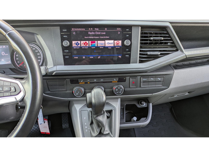 Volkswagen Transporter 2.0 TDI L2H1 DC - Aut. - Camera - - 2.0 TDI L2H1 DC - Aut. - Camera -