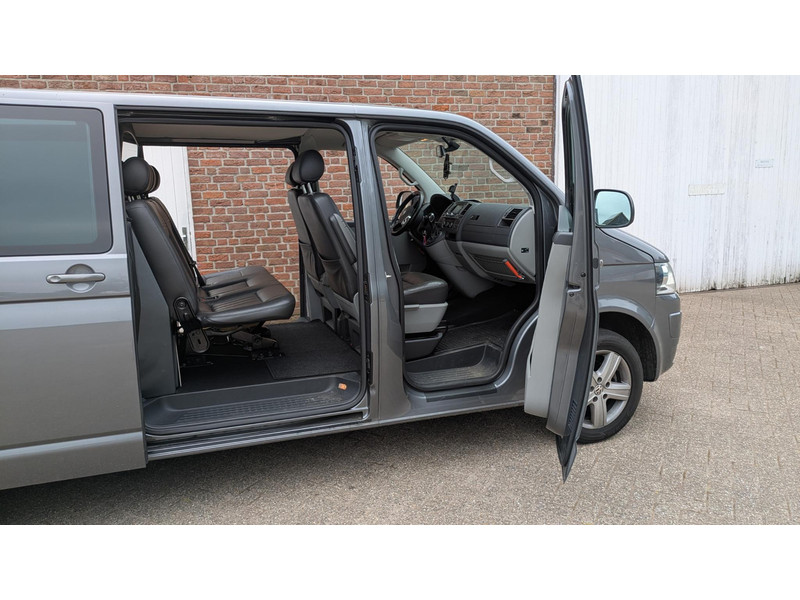 Volkswagen Transporter 2.0 TDI L2H1 DC - Aut. - schuifd. L + R - 2.0 TDI L2H1 DC - Aut. - schuifd. L + R