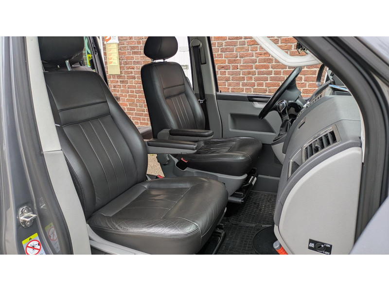 Volkswagen Transporter 2.0 TDI L2H1 DC - Aut. - schuifd. L + R - 2.0 TDI L2H1 DC - Aut. - schuifd. L + R