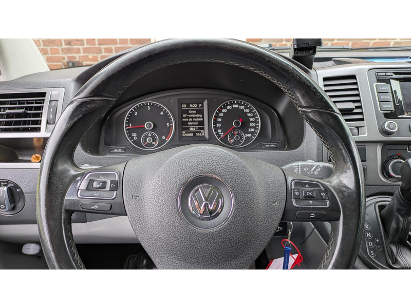 Volkswagen Transporter 2.0 TDI L2H1 DC - Aut. - schuifd. L + R - 2.0 TDI L2H1 DC - Aut. - schuifd. L + R