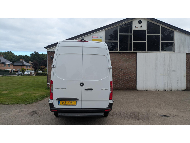 Mercedes-Benz Sprinter 317 1.9 CDI L2H2 - Camera - 1e eign - navi - 317 1.9 CDI L2H2 - Camera - 1e eign - navi